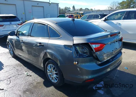 2014 Ford Focus S from USA, damaged, VIN 1FADP3E25EL179236